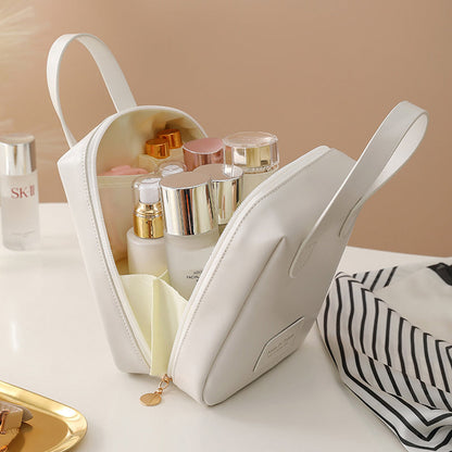 Vega - Exquisite Multifunctional Travel Bag
