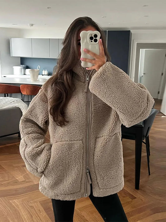 Amara™ – Soft Teddy Coat